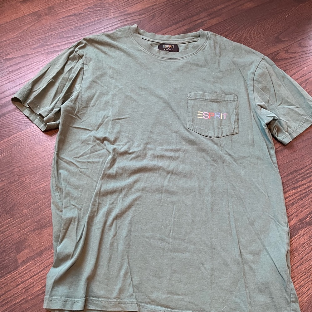 pacsun esport t-shirt